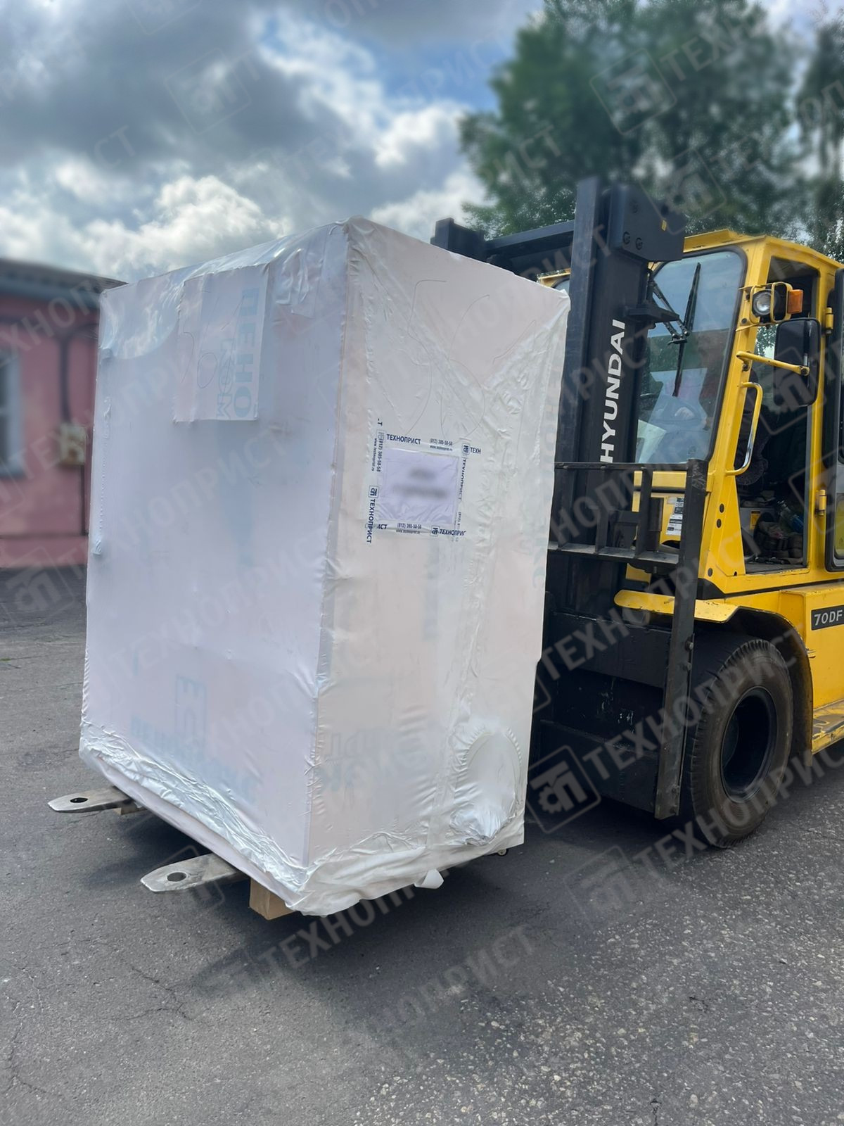 Как «ТехноПрист» организует отгрузку испытательного оборудования?